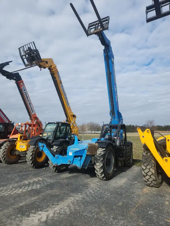 2017 Genie GTH-1056 Forklift