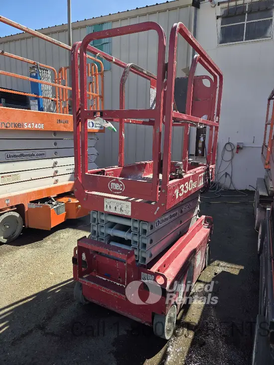 2018 MEC 1330SE Scissor Lift