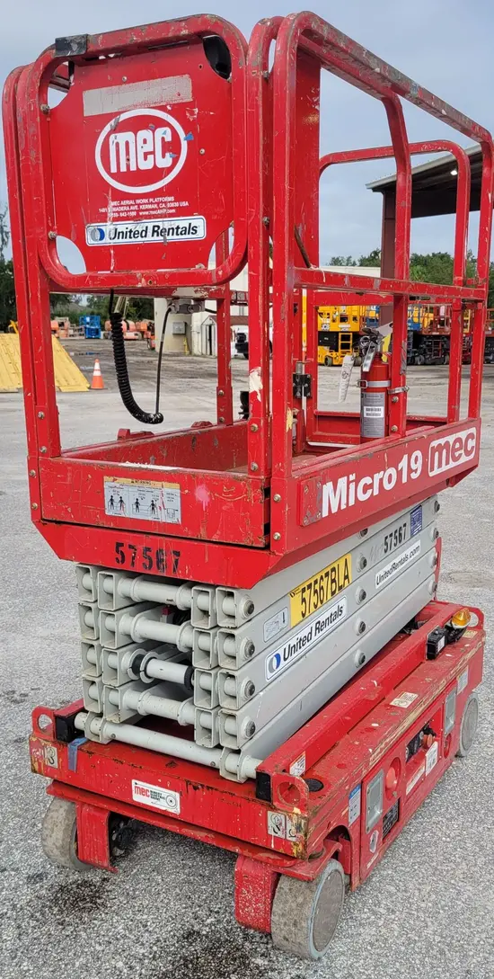 2018 MEC MICRO 19 Scissor Lift