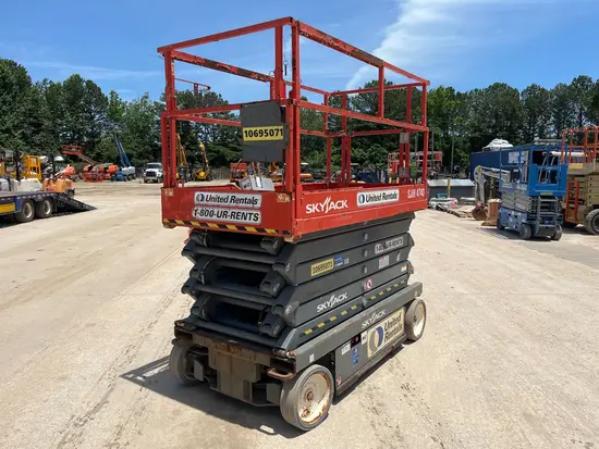 2017 Skyjack SJIII4740 Scissor Lift