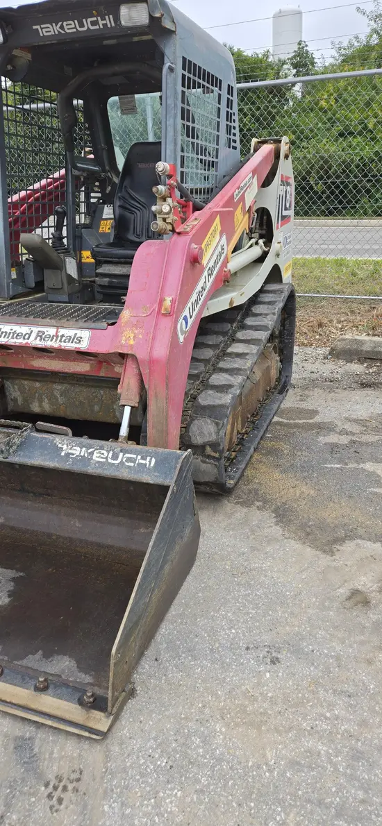 2019 Takeuchi TL8W Track Loader