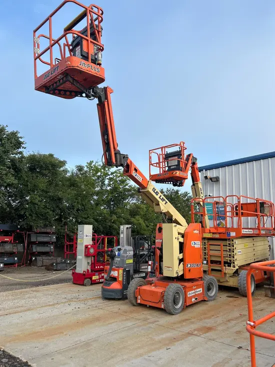 2018 JLG E300AJP Articulating Boom Lift