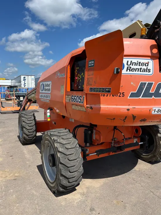 2017 JLG 660SJ Boom Lift