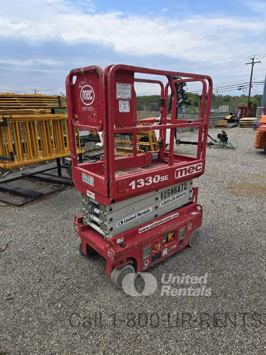 2017 MEC 1330SE Scissor Lift