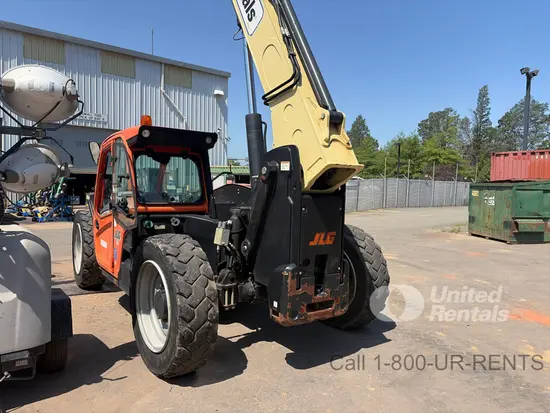 2017 JLG 742 Forklift