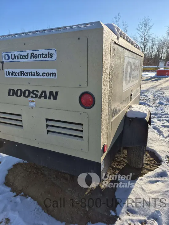 2021 Doosan P425/HP375WCUT4 Air Compressor