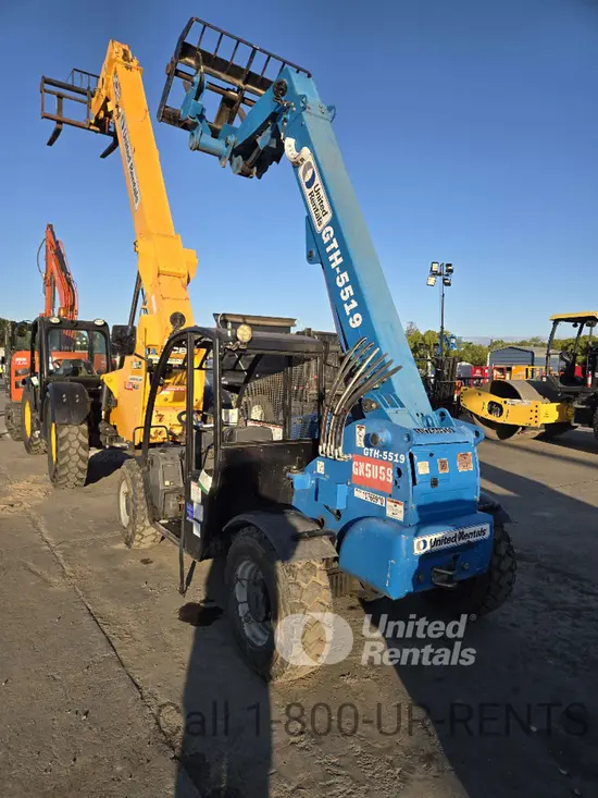 2018 Genie GTH-5519 Forklift