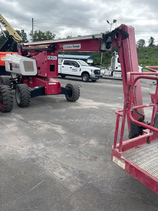 2016 MEC 60JD Boom Lift