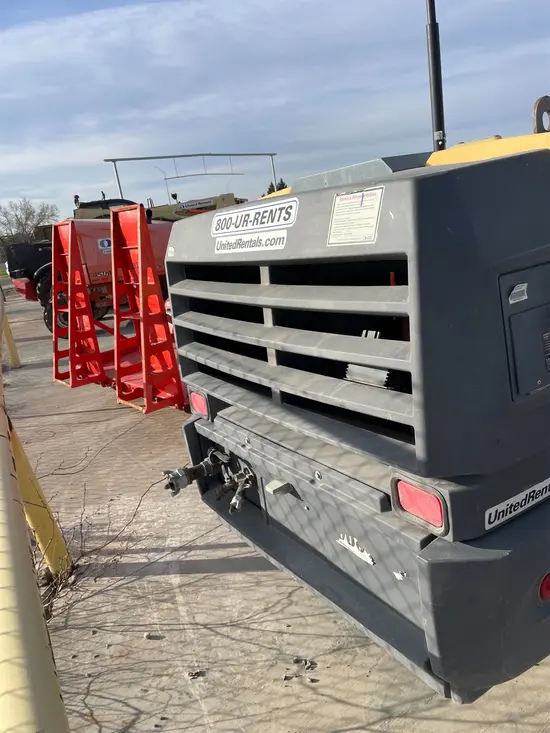 2018 Atlas Copco XAS440JD T4F Air Compressor