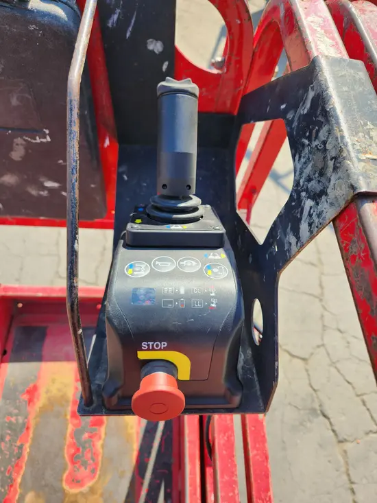 2017 MEC 1330SE Scissor Lift