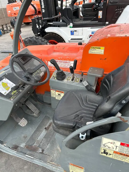 2016 XTREME XR842 Forklift