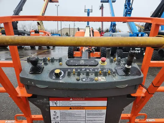 2017 JLG 660SJ Boom Lift