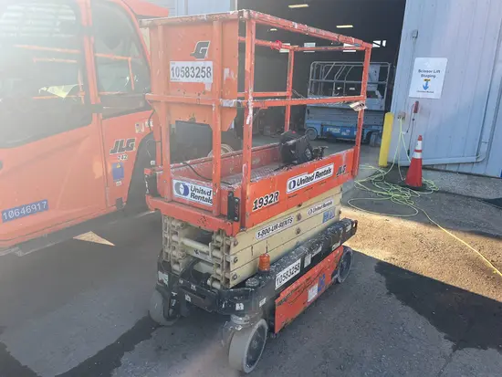 2017 JLG 1932R Scissor Lift