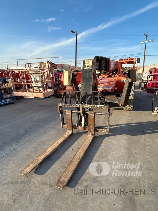 2017 SKYTRAK 10054 Forklift