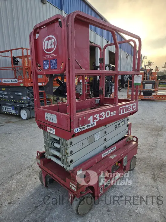 2018 MEC 1330SE Scissor Lift