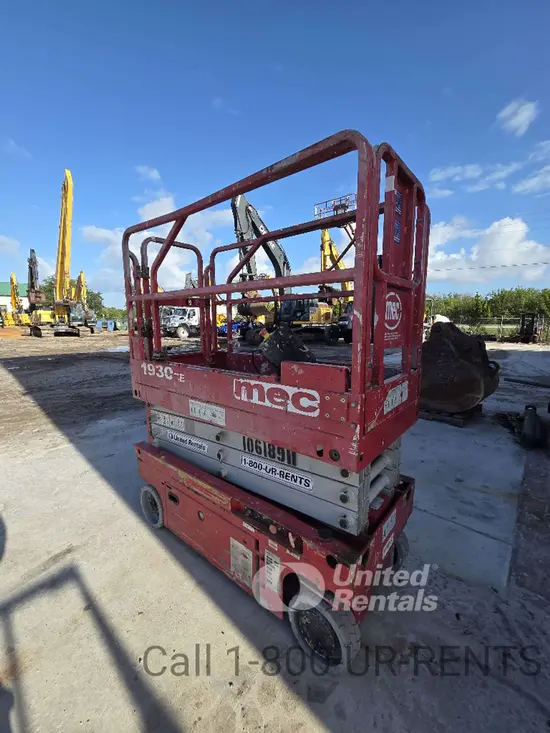 2017 MEC 1930SE Scissor Lift