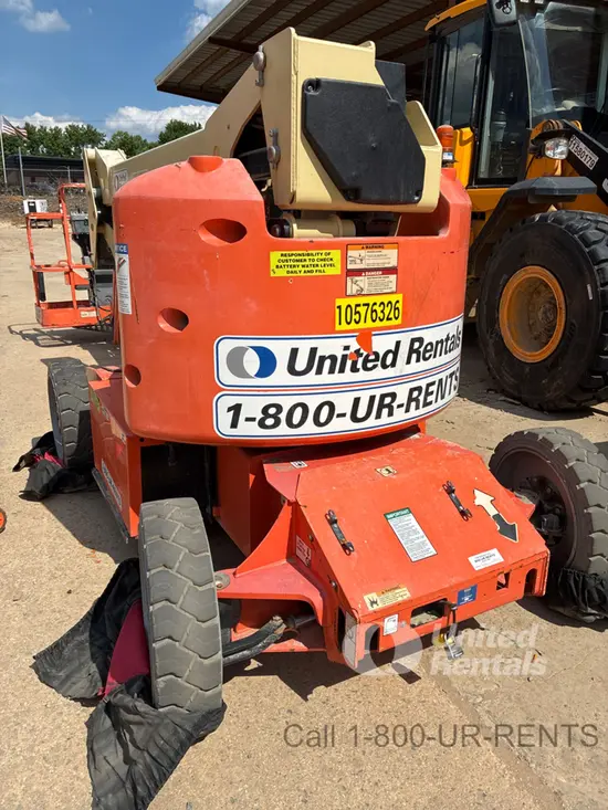 2017 JLG E450AJ Articulating Boom Lift