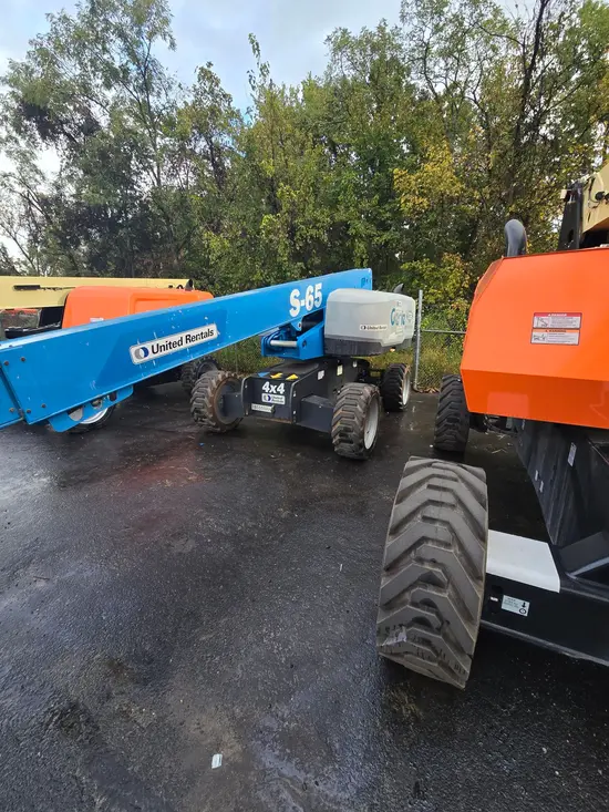 2017 Genie S-65 Boom Lift