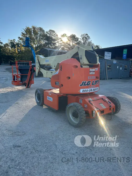 2017 JLG E400AJPN Articulating Boom Lift