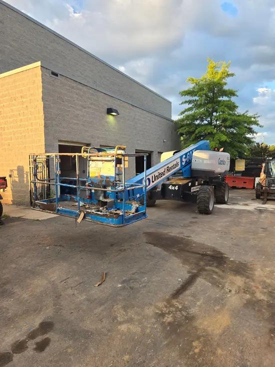 2017 Genie S-60X Boom Lift