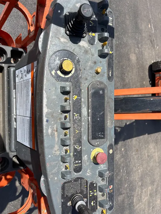 2016 JLG E300AJP Articulating Boom Lift