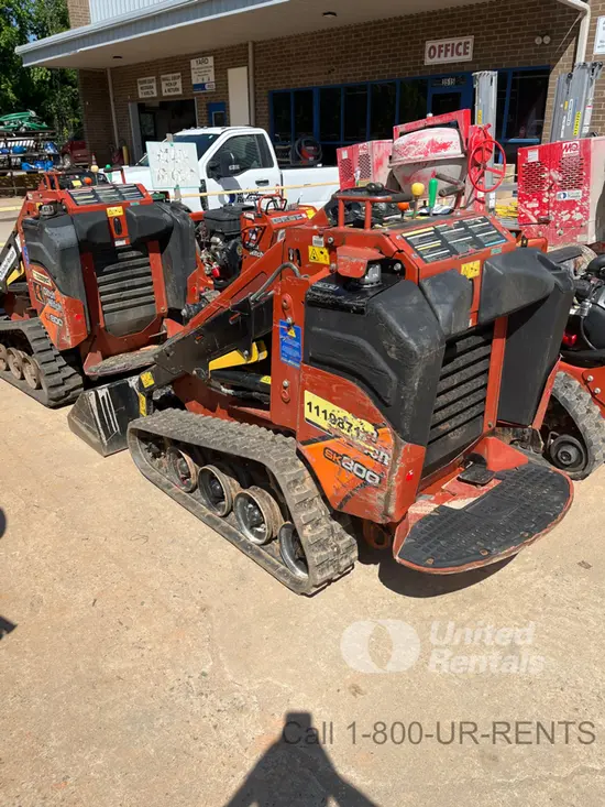 2021 Ditch Witch SK800 Track Loader