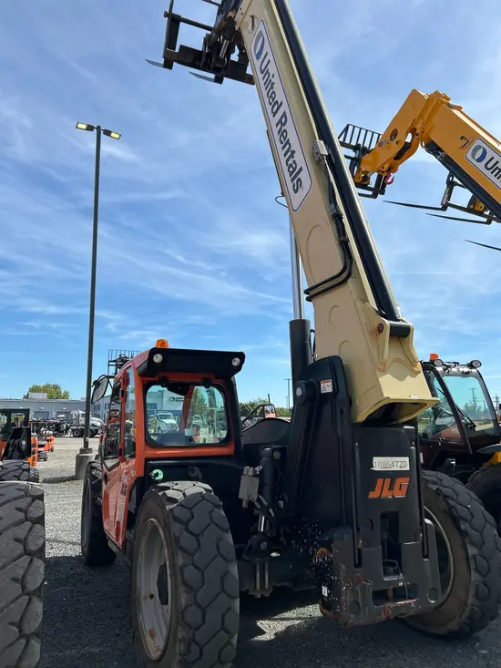 2017 JLG 742 Forklift