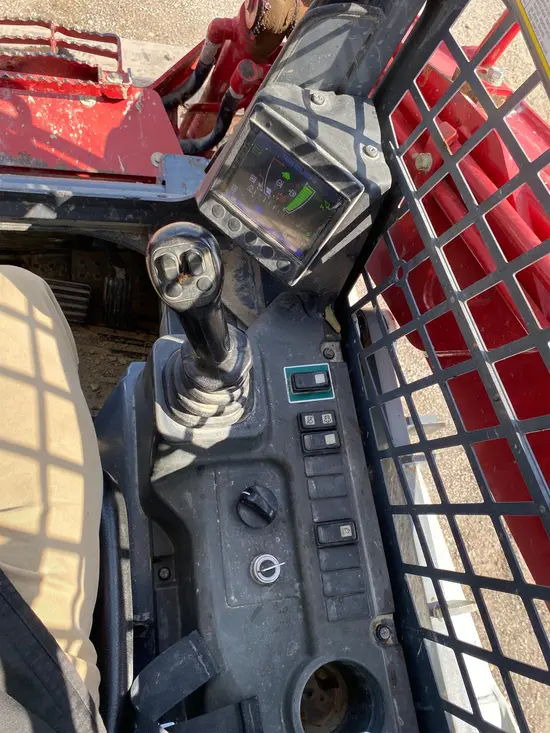 2017 Takeuchi TL10V2-R Track Loader
