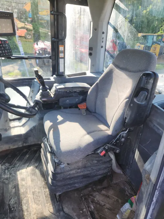 2019 John Deere 544L Wheel Loader