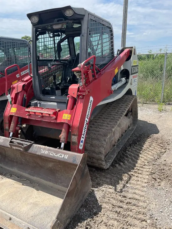 2018 Takeuchi TL12R2-CR Track Loader