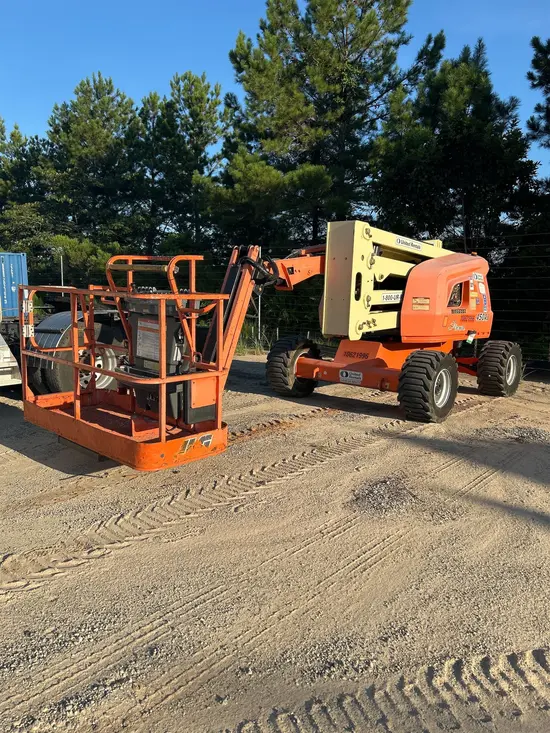 2017 JLG 450AJ Articulating Boom Lift