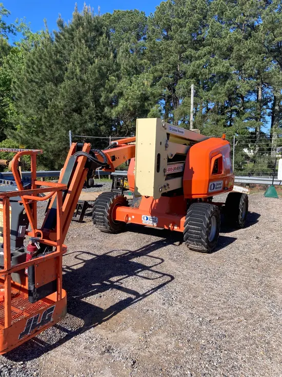 2017 JLG 450AJ Articulating Boom Lift