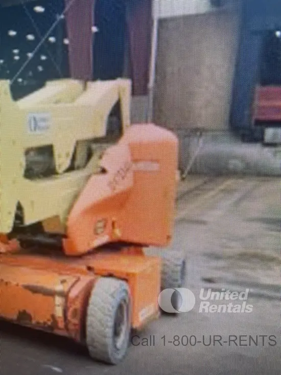 2016 JLG E400AJPN Articulating Boom Lift