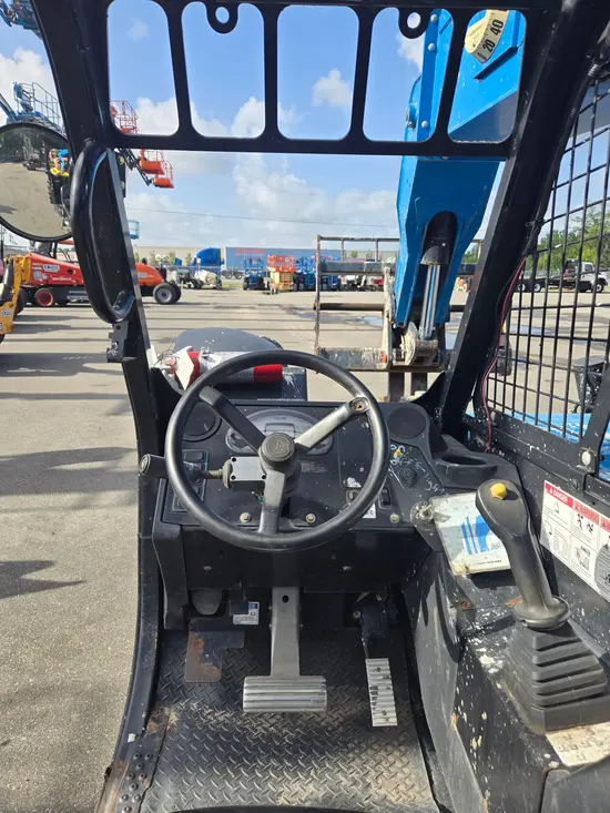 2016 Genie GTH-844 Forklift