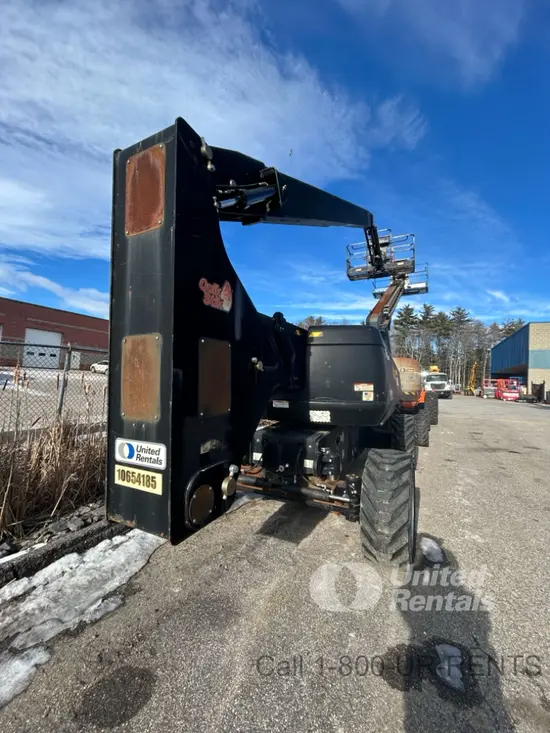 2017 JLG 800AJ Articulating Boom Lift