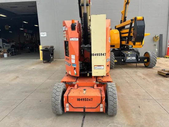 2016 JLG E300AJP Articulating Boom Lift