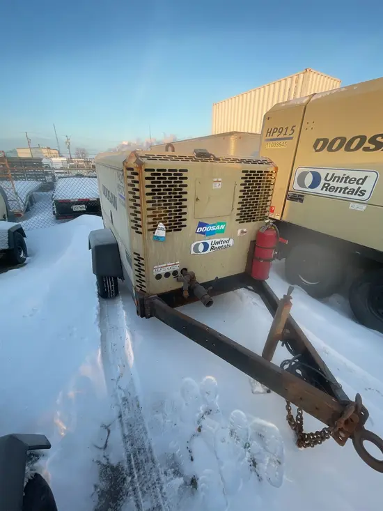 2018 Doosan P425/HP375EXT3 Air Compressor