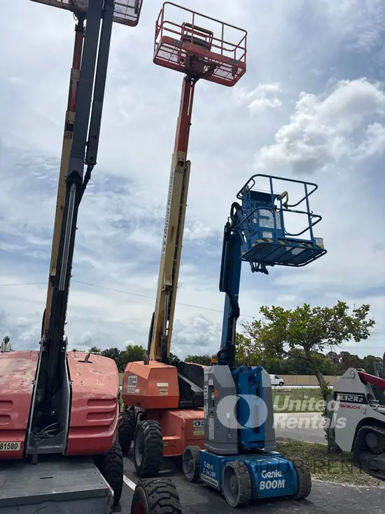 2017 JLG 600S Boom Lift