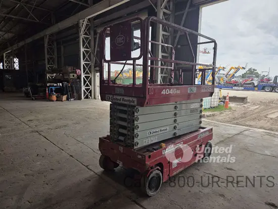 2017 MEC 4046SE Scissor Lift