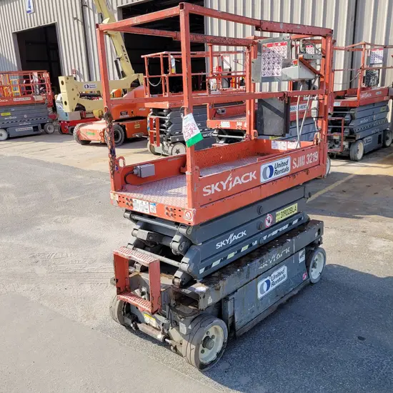 2016 Skyjack SJIII3219 Scissor Lift