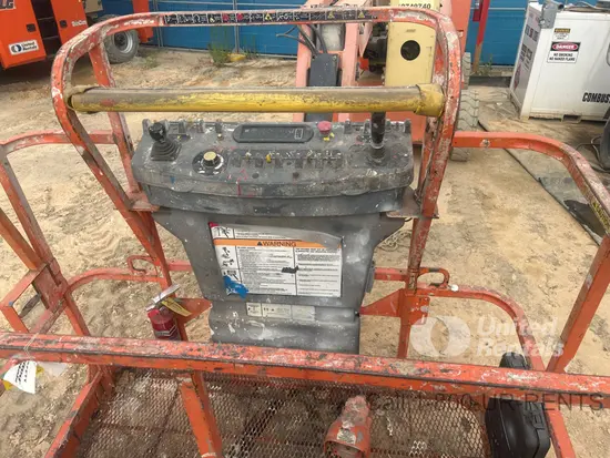 2018 JLG E450AJ Articulating Boom Lift