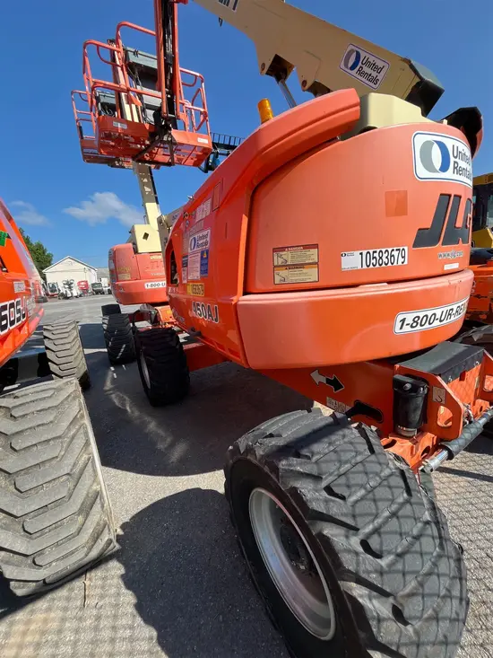 2017 JLG 450AJ Articulating Boom Lift