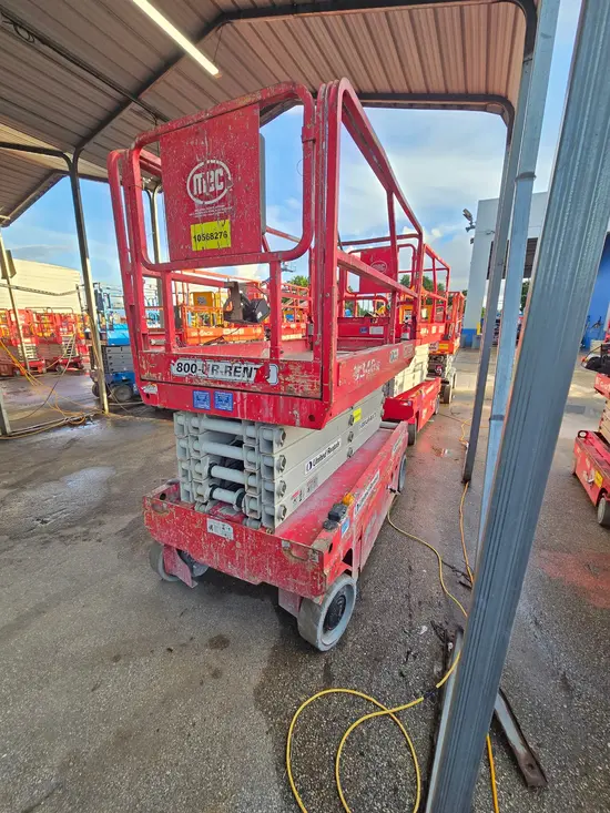 2017 MEC 3346SE Scissor Lift