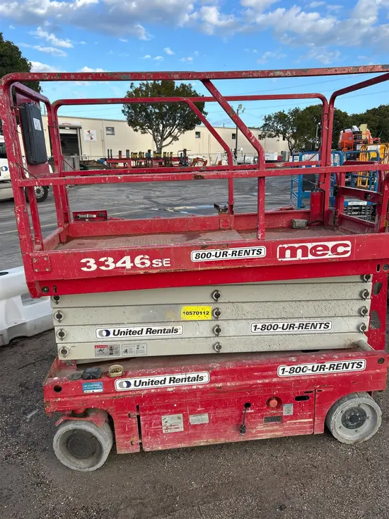 2017 MEC 3346SE Scissor Lift