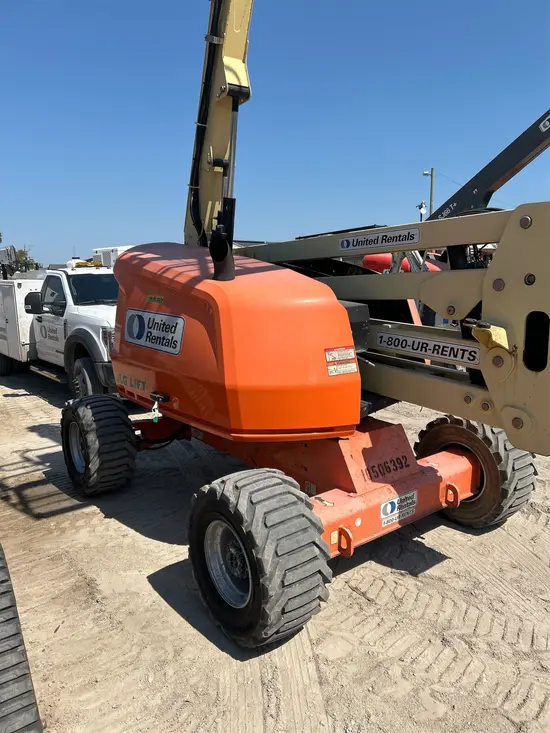 2016 JLG 450AJ Articulating Boom Lift