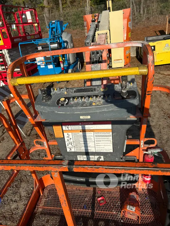 2017 JLG E300AJP EE Articulating Boom Lift