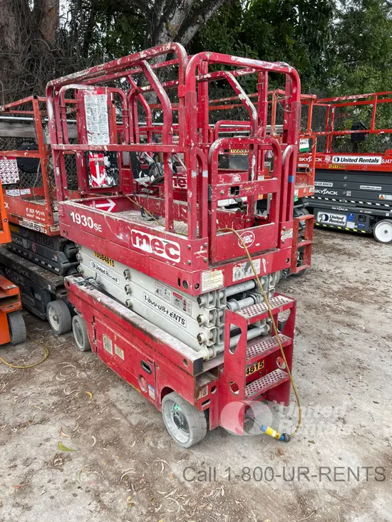 2017 MEC 1930SE Scissor Lift