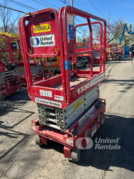 2018 MEC 1330SE Scissor Lift