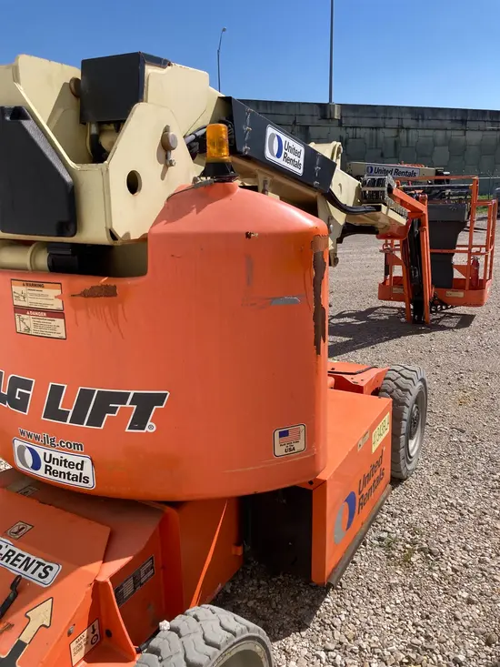 2017 JLG E400AJPN Articulating Boom Lift