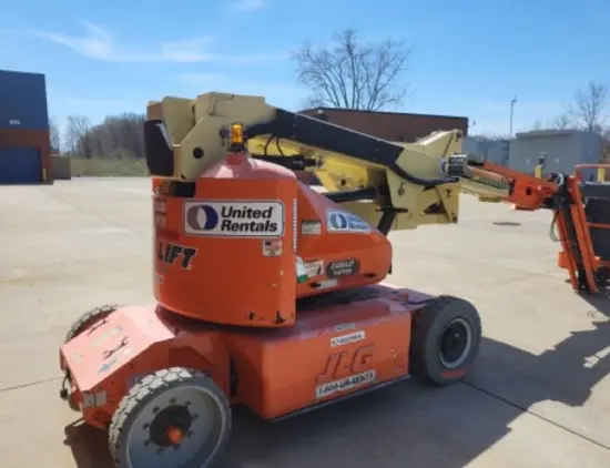 2012 JLG E400AJPN Articulating Boom Lift
